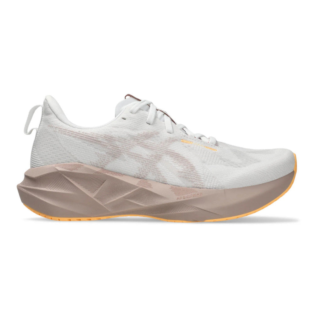 Women's Novablast 5