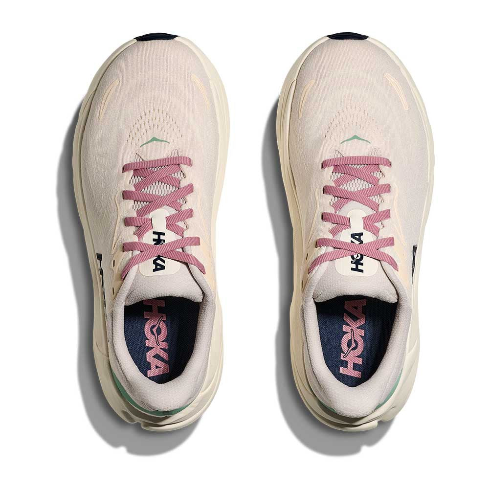 Women's Arahi 8