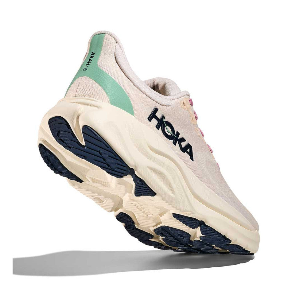 Women's Arahi 8