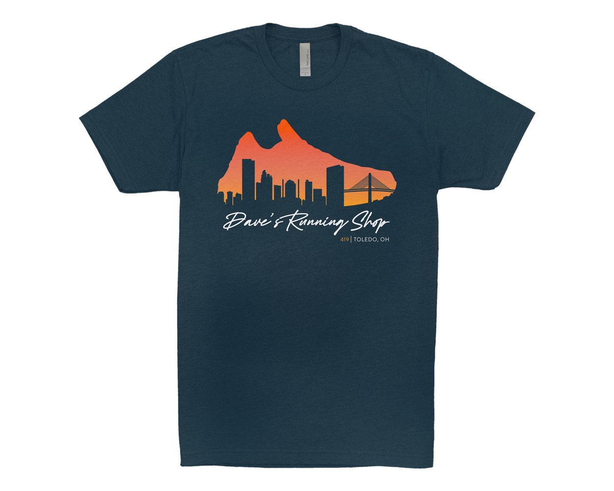 Dave's Running Shoe Skyline - Tee