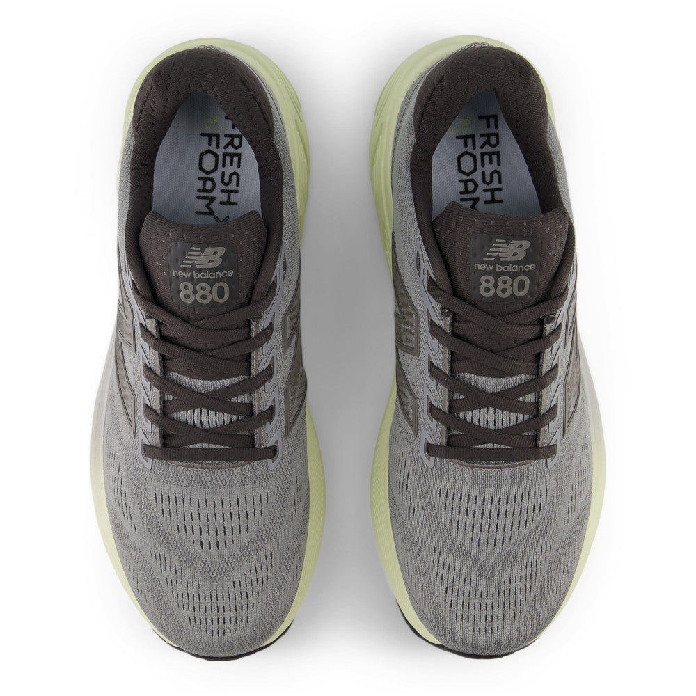 Men's 880 v15
