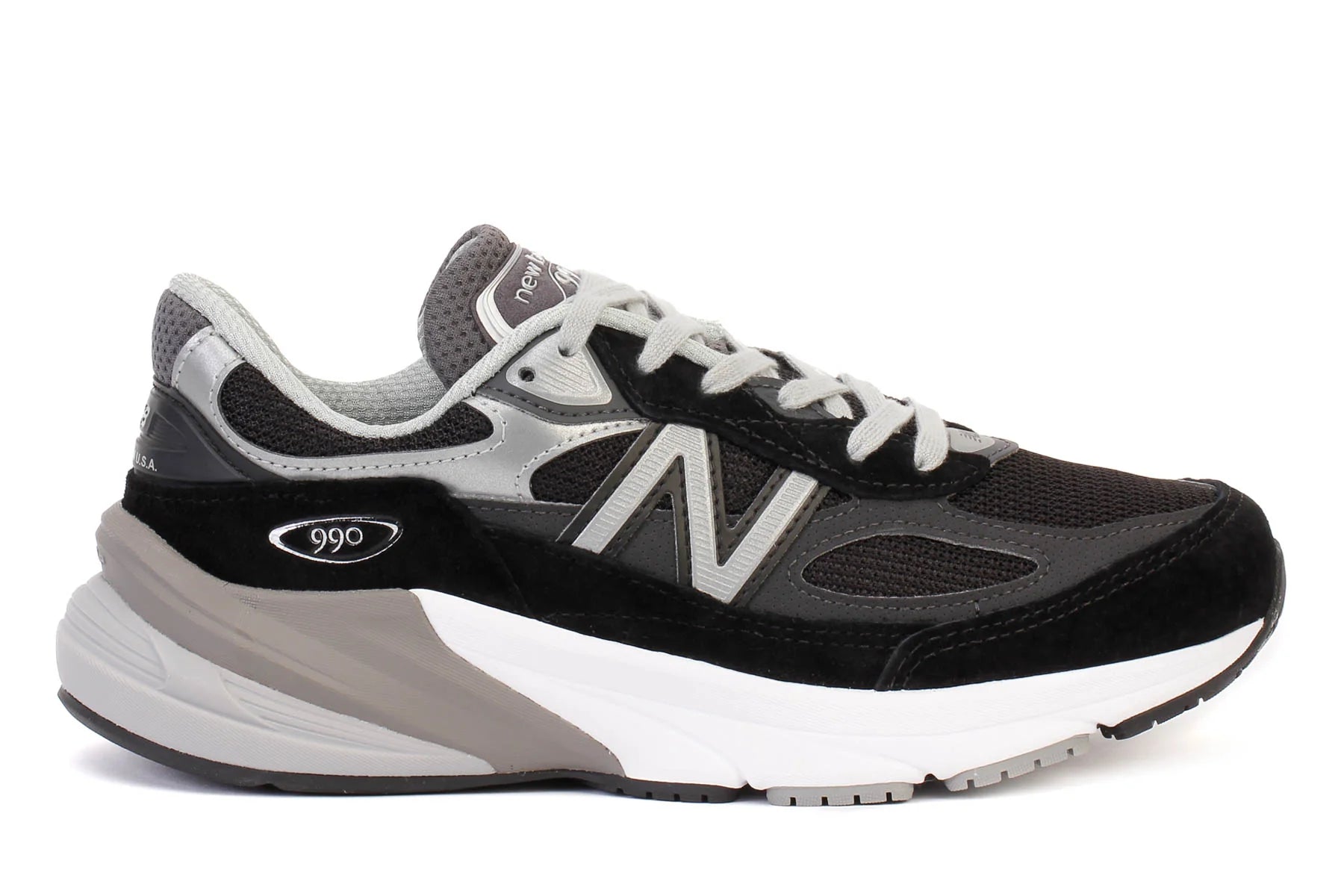 Women's 990 v6