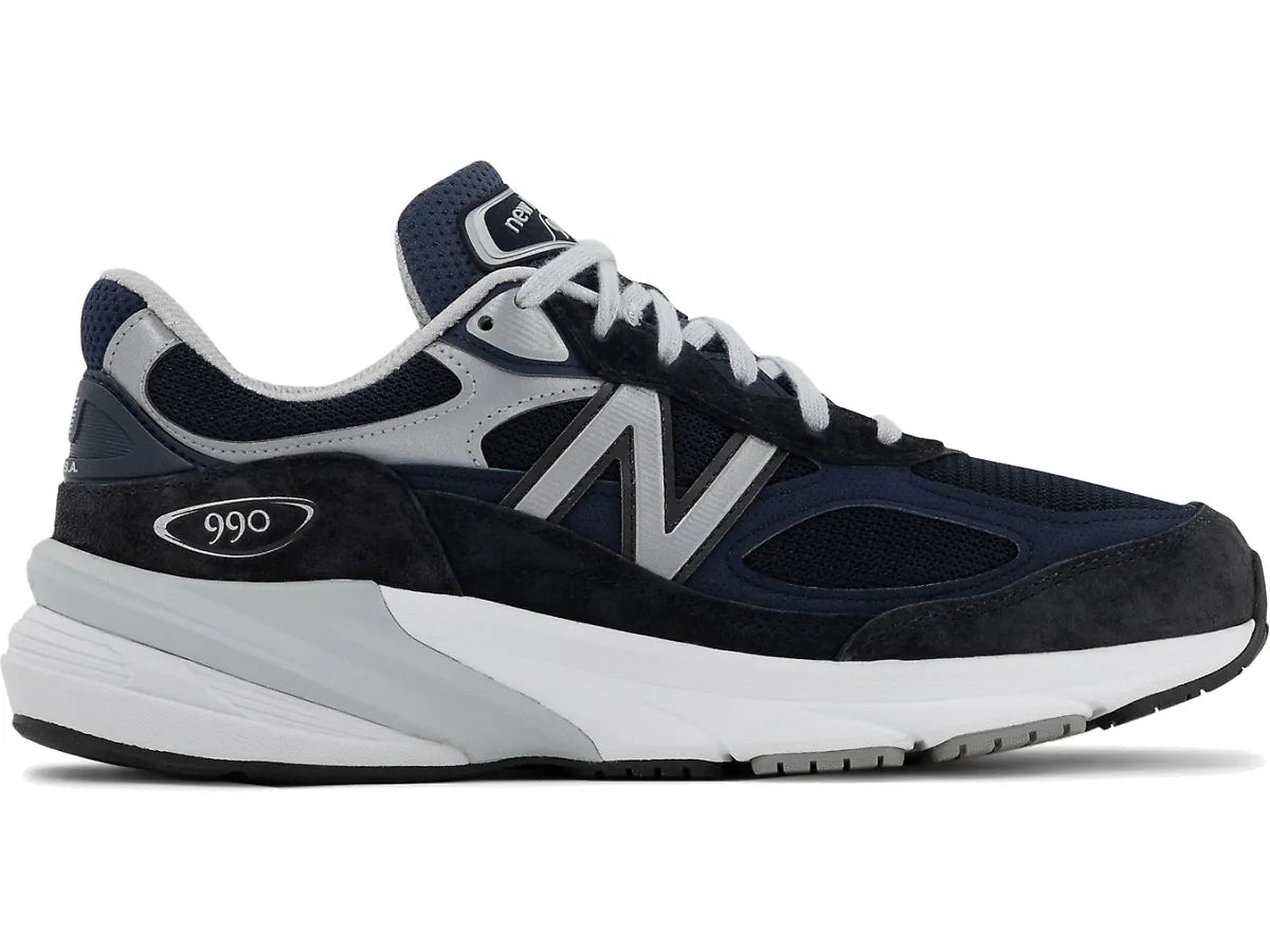 Women's 990 v6