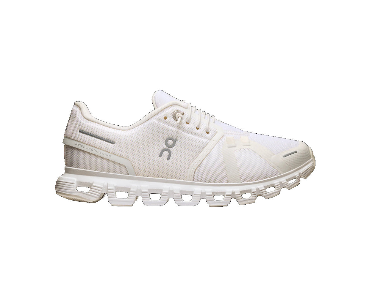 Women's Cloud 6
